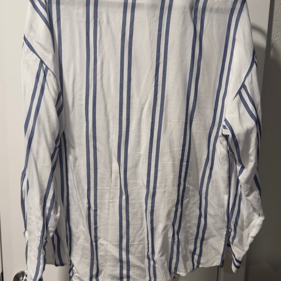 MNG Suit Blouse - Picture 2 of 3